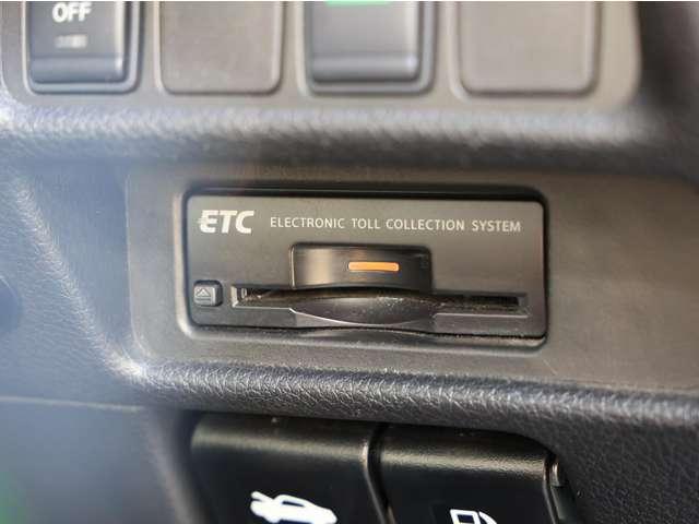 エクストレイル 2.0 20X エマージェンシーブレーキパッケージ 2列車 踏み間違い防止/衝突被害軽減ブレーキ/アラ 車線逸脱警告 AUTOエアコン 衝突軽減ブレーキ クルーズコントロール LEDライト 整備記録簿 Wエアバック リアカメラ ワンオーナー車 ETC PS サイドカメラ 盗難防止システム ナビTV(16枚目)