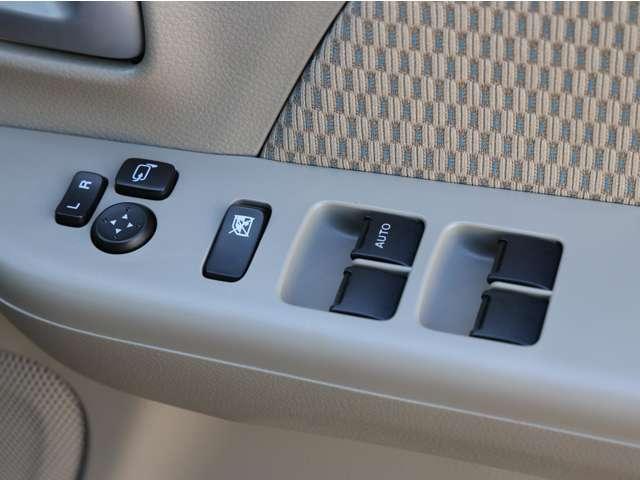 NV100クリッパーリオ 660 G ハイルーフ 衝突被害軽減ブレーキ/踏み間違い防止/バッ ブレーキサポート バックモニター 1オ-ナ- レーンキープアシスト スマートキ 盗難防止装置 ETC付き キーフリーシステム エアコン 記録簿 ドラレコ 助手席エアバッグ ワンセグTV I-STOP(17枚目)