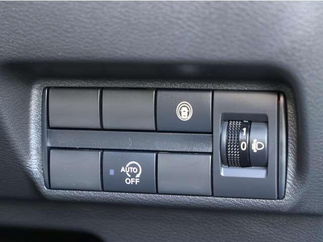 デイズ ６６０　Ｘ　踏み間違い防止／衝突被害軽減ブレーキ／アラ　アラウンドＭ　踏み間違え防止　スマートキー　イモビライザー　バックカメラ　１オーナー　レーンキープ　アイドリングストップ　ドライブレコーダー　キーレス　フルオートエアコン　ＷＡＢ　記録簿　ＰＳ　ＡＢＳ（16枚目）