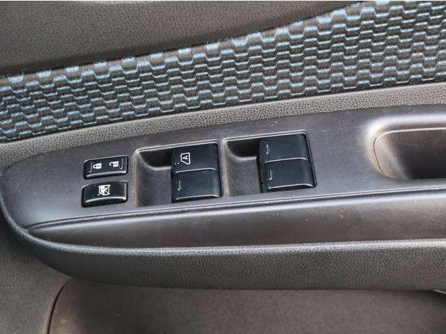 ノート 1.2 X DIG-S インテリキー/マニュアルエアコン/純正メモ アイドリングストップ機能 左右エアバック AAC スマキー ETC 整備記録簿 パワーウィンドウ ABS キーフリー 1オーナー ナビTV パワーステアリング メモリーナビ ワンセグ エアバック(14枚目)