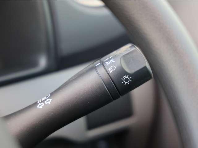 ＮＶ３５０キャラバンバン ２．０　ＤＸ　ロングボディ　※左側面修復歴有／メモリーナビ／ＴＶ／ＥＴＣ２．０／　ブレーキサポート　メモリナビ　ワンオ－ナ－車　整備記録簿　キーレスリモコン　パワーウインド　ワンセグ　ＥＴＣ車載器　ドライブレコーダー　ＡＣ　エアバック　ＰＳ　ナビＴＶ　ＡＢＳ付　バックカメラ付（10枚目）