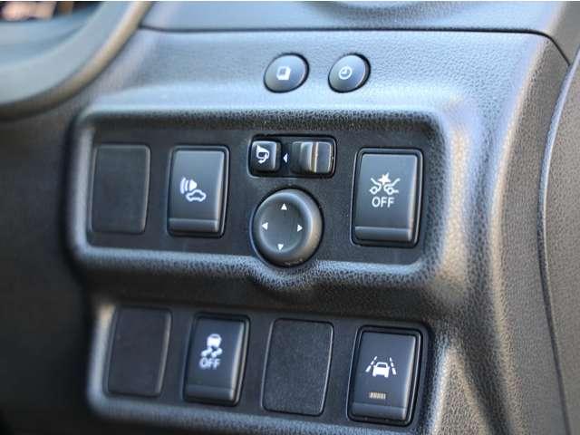 ノート １．２　ｅ－ＰＯＷＥＲ　ＮＩＳＭＯ　踏み間違い衝突防止／アラウンドビューモニ　ＬＥＤランプ　ワンオーナー車　Ｂカメラ　メモリーナビ付き　レーンアシスト　フルオートエアコン　スマートキープッシュスタート　Ｗエアバッグ　アルミ　キーフリー　ドラレコ　記録簿　サイドカメラ　エアバック（14枚目）