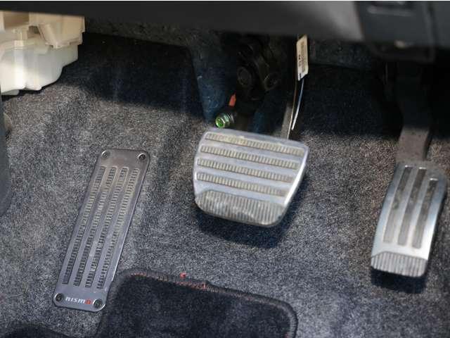 ノート １．２　ｅ－ＰＯＷＥＲ　ＮＩＳＭＯ　踏み間違い衝突防止／アラウンドビューモニ　ＬＥＤランプ　ワンオーナー車　Ｂカメラ　メモリーナビ付き　レーンアシスト　フルオートエアコン　スマートキープッシュスタート　Ｗエアバッグ　アルミ　キーフリー　ドラレコ　記録簿　サイドカメラ　エアバック（19枚目）