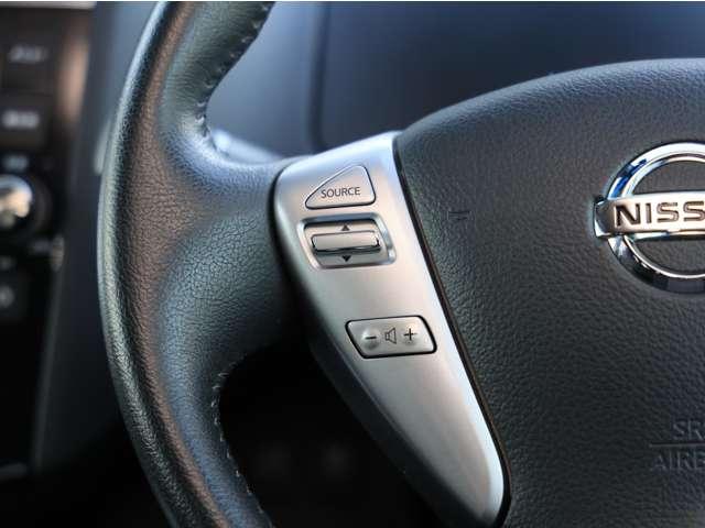 セレナ ２．０　ハイウェイスター　Ｖセレクション＋ＳａｆｅｔｙＩＩ　Ｓ－ＨＹＢＲＩＤ　／後席モニター／衝突被害軽減ブレーキ／踏み　踏み間違い防止装置　Ｒカメラ　インテリジェントキー　レーンキープ　パワーステアリング　ワンオーナー　ＥＴＣ　クルーズコントロール　ドラレコ　ワンセグテレビ　メモリーナビ　ナビＴＶ　ＡＢＳ　キーフリー（11枚目）