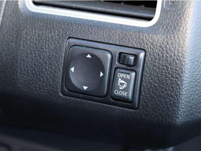 セレナ ２．０　ハイウェイスター　Ｖセレクション＋ＳａｆｅｔｙＩＩ　Ｓ－ＨＹＢＲＩＤ　／後席モニター／衝突被害軽減ブレーキ／踏み　踏み間違い防止装置　Ｒカメラ　インテリジェントキー　レーンキープ　パワーステアリング　ワンオーナー　ＥＴＣ　クルーズコントロール　ドラレコ　ワンセグテレビ　メモリーナビ　ナビＴＶ　ＡＢＳ　キーフリー（18枚目）