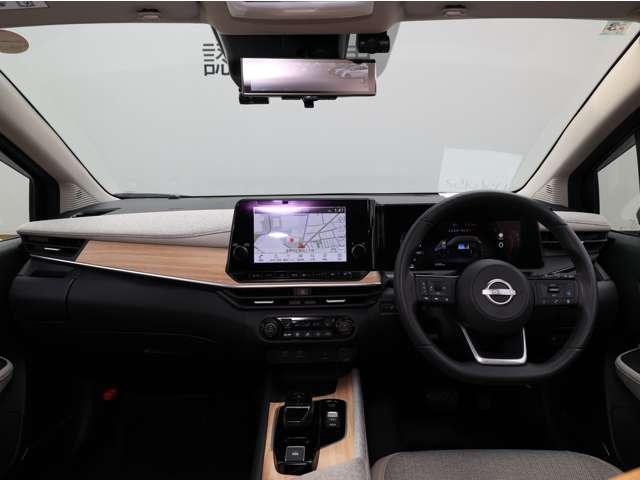 オーラ 1.2 G FOUR 4WD 当社社用車UP/BOSEサウンド/SOSコール/アラ ワンオーナー車 エマブレ 全周囲 LDW 記録簿 アダプティブクルーズ 盗難防止システム オートエアコン スマートキー バックカメラ LEDライト アルミホイール 4WD ETC車載器 ナビTV(3枚目)