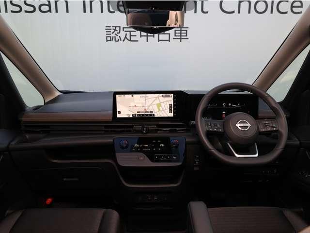 セレナ ２．０　ハイウェイスターＶ　／当社試乗車ＵＰ／後席モニター／プロパイロッ　Ｗ電動スライド　レーダークルコン　レーンアシスト　展示試乗車ＵＰ　ＬＥＤランプ　ワンオーナー車　盗難防止システム　ＥＴＣ装備　カーテンエアバッグ　アルミホイール　キーフリー　メモリ－ナビ　ナビＴＶ（3枚目）