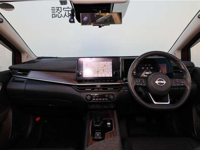 オーラ １．２　Ｇ　レザーエディション　ＢＯＳＥサウンド／ＳＯＳコール／アラウンドビュー　ワンオーナ　追突防止　レーダークルーズ　本革　車線逸脱警報装置　寒冷地仕様　ＬＥＤ　ドライブレコーダー　盗難防止　記録簿　バックモニター　ＥＴＣ　インテリジェントキー　メモリーナビゲーション　ＡＷ（3枚目）