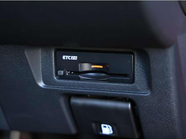 オーラ １．２　Ｇ　レザーエディション　ＢＯＳＥサウンド／ＳＯＳコール／アラウンドビュー　ワンオーナ　追突防止　レーダークルーズ　本革　車線逸脱警報装置　寒冷地仕様　ＬＥＤ　ドライブレコーダー　盗難防止　記録簿　バックモニター　ＥＴＣ　インテリジェントキー　メモリーナビゲーション　ＡＷ（17枚目）