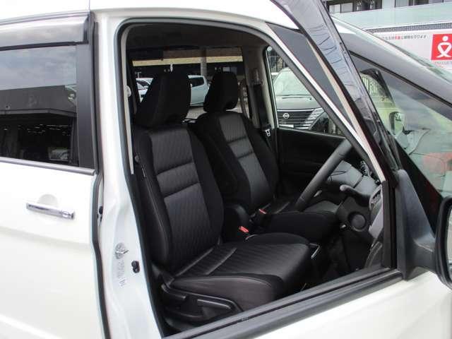 セレナ １．２　ｅ－ＰＯＷＥＲ　ハイウェイスター　Ｖ　プロパイロット／アラウンドビューモニター　３６０°カメラ　エマジェンシーブレーキ　１オナ　スマキー　バックカメラ　ＬＥＤ　レーンアシスト　点検記録簿付　ＥＴＣ　ドラレコ　イモビ　サイドカーテンエアバック　フルオートエアコン　アルミホイール（19枚目）