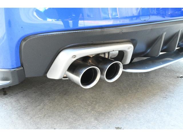 ディーラーオプション：エキゾーストフィニッシャーの装着。