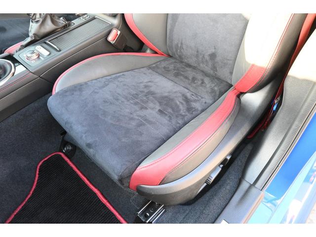 シート座面も型ズレやヤブレなどは見受けられません。