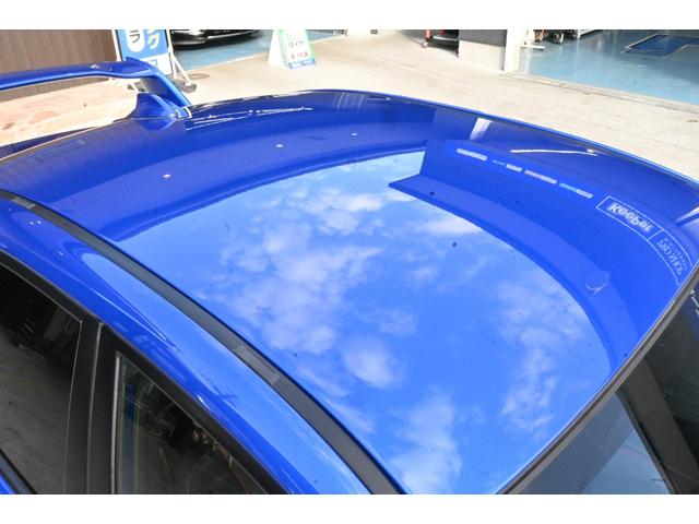 天井周りにもエクボ凹み、キズなどもありません。