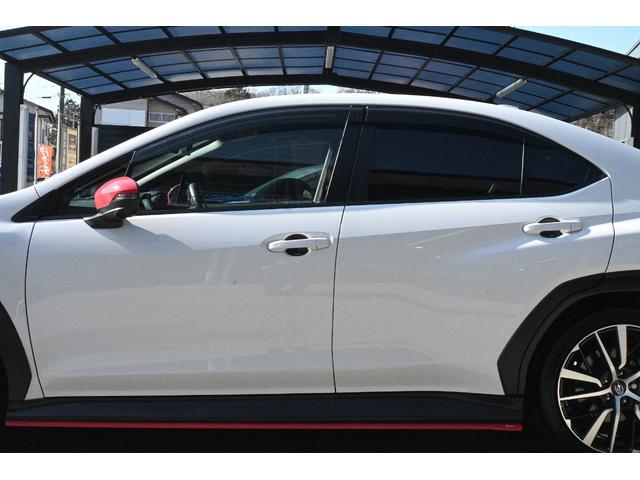 ���E�h�A�~���[�ɁA�Ԃ��Ă��܂����悤�ȁA������L�Y�⃏��������܂���B�܂��A�~���[����ɂ���肠��܂���B