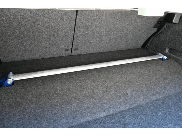 インプレッサ ＷＲＸ　ＳＴｉ　スペックＣ　後期Ｅ型　ＳＴＩスポイラー＆鍛造１８アルミ　クスコタワーバー＆スタビ　補強パーツ　ＨＫＳ車高調＆スーパーターボマフラー＆エアクリーナー　ＤＥＦＩブースト計　カロッツエリア製ナビ＆Ｂカメラ＆ＥＴＣ（11枚目）