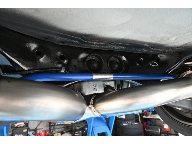 インプレッサ ＷＲＸ　ＳＴｉ　スペックＣ　後期Ｅ型　ＳＴＩスポイラー＆鍛造１８アルミ　クスコタワーバー＆スタビ　補強パーツ　ＨＫＳ車高調＆スーパーターボマフラー＆エアクリーナー　ＤＥＦＩブースト計　カロッツエリア製ナビ＆Ｂカメラ＆ＥＴＣ（13枚目）