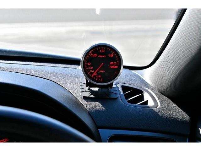 インプレッサ ＷＲＸ　ＳＴｉ　スペックＣ　後期Ｅ型　ＳＴＩスポイラー＆鍛造１８アルミ　クスコタワーバー＆スタビ　補強パーツ　ＨＫＳ車高調＆スーパーターボマフラー＆エアクリーナー　ＤＥＦＩブースト計　カロッツエリア製ナビ＆Ｂカメラ＆ＥＴＣ（16枚目）