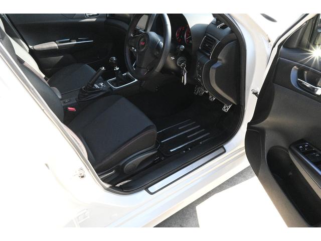 インプレッサ ＷＲＸ　ＳＴｉ　スペックＣ　後期Ｅ型　ＳＴＩスポイラー＆鍛造１８アルミ　クスコタワーバー＆スタビ　補強パーツ　ＨＫＳ車高調＆スーパーターボマフラー＆エアクリーナー　ＤＥＦＩブースト計　カロッツエリア製ナビ＆Ｂカメラ＆ＥＴＣ（36枚目）