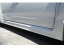 サイドステップに目立つキズやぶつけてしまったようなキズはありません。*画像は運転席側。