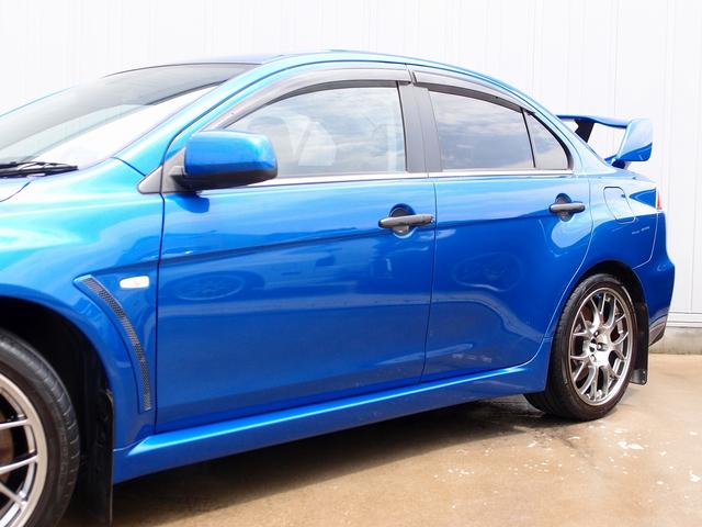 ＲＥＣＡＲＯハーフレザーシート／ロックフォードスピーカー／ＴＲＤドアプロテクター／デジタルインナーミラー／前後ドラレコ／パドルシフト／取説／過去分解整備記録簿１３枚Ｈ２１．６／Ｈ２１．１０／