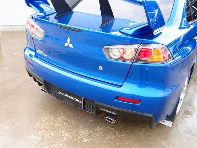 ＲＥＣＡＲＯハーフレザーシート／ロックフォードスピーカー／ＴＲＤドアプロテクター／デジタルインナーミラー／前後ドラレコ／パドルシフト／取説／過去分解整備記録簿１３枚Ｈ２１．６／Ｈ２１．１０／