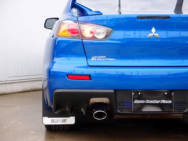 純正ＨＤＤナビゲーション／ＥＴＣ／ＨＩＤライト／ＨＫＳ車高調（令和７年６月取付／ＢＢＳ１８ＡＷ／タイヤ８分山前後／前後ブレンボキャリパー／ＰＥＲＲＩＮウイングスタビライザー／ラリーアートマッドフラップ