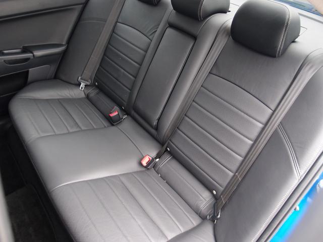 純正ＨＤＤナビゲーション／ＥＴＣ／ＨＩＤライト／ＨＫＳ車高調（令和７年６月取付／ＢＢＳ１８ＡＷ／タイヤ８分山前後／前後ブレンボキャリパー／ＰＥＲＲＩＮウイングスタビライザー／ラリーアートマッドフラップ