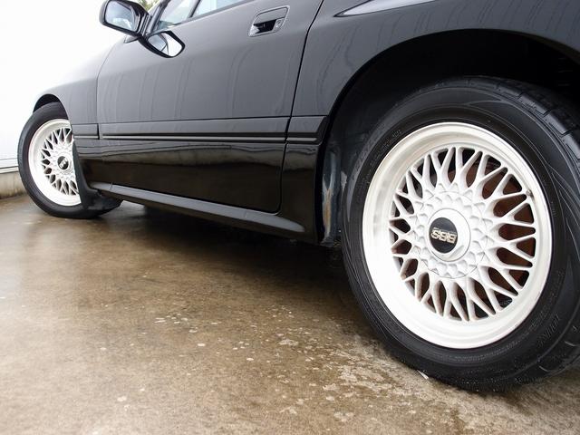 サバンナRX-7 カブリオレ 走行44961kmディーラーリビルトエンジン載替 令和7年1月ディーラー全塗装 整備記録簿14枚 ディーラー納品書23枚 BBS16AW フジツボマフラー 茶革 5MT 整備部品交換歴 電動オープン(56枚目)