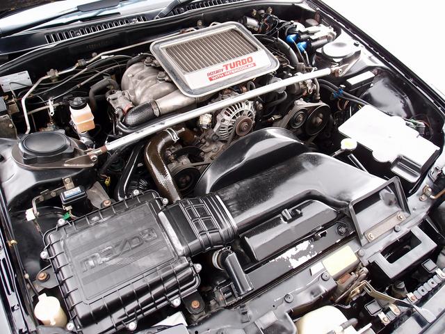 サバンナRX-7 カブリオレ 走行44961kmディーラーリビルトエンジン載替 令和7年1月ディーラー全塗装 整備記録簿14枚 ディーラー納品書23枚 BBS16AW フジツボマフラー 茶革 5MT 整備部品交換歴 電動オープン(58枚目)