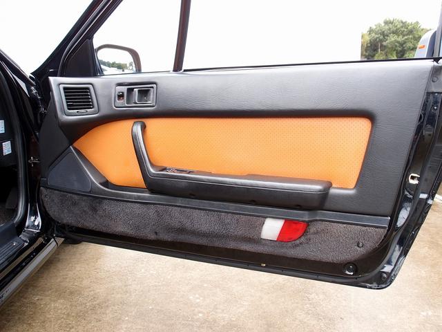 サバンナRX-7 カブリオレ 走行44961kmディーラーリビルトエンジン載替 令和7年1月ディーラー全塗装 整備記録簿14枚 ディーラー納品書23枚 BBS16AW フジツボマフラー 茶革 5MT 整備部品交換歴 電動オープン(74枚目)