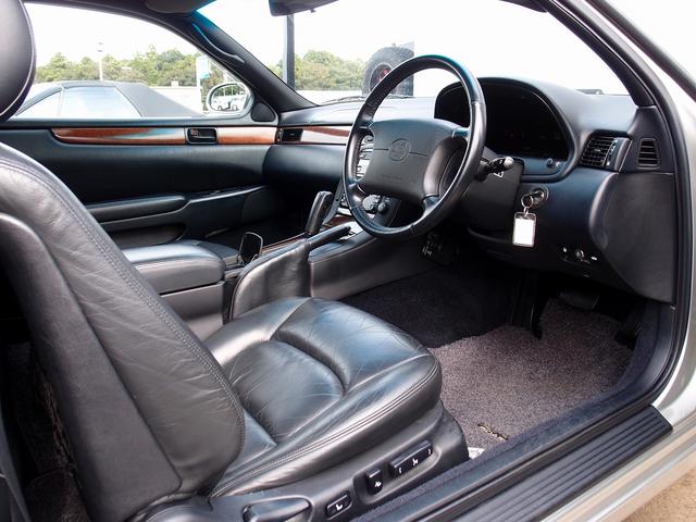 ソアラ 3.0GT 過去分解整備記録簿18枚 純正ナビ サンルーフ 黒革シート ETC 純正15AWタイヤ7分山 パワーシート フルノーマル車両 全車検時整備記録簿付 スモーク 純正ドアバイザー クルーズ 取説 整備手帳(56枚目)