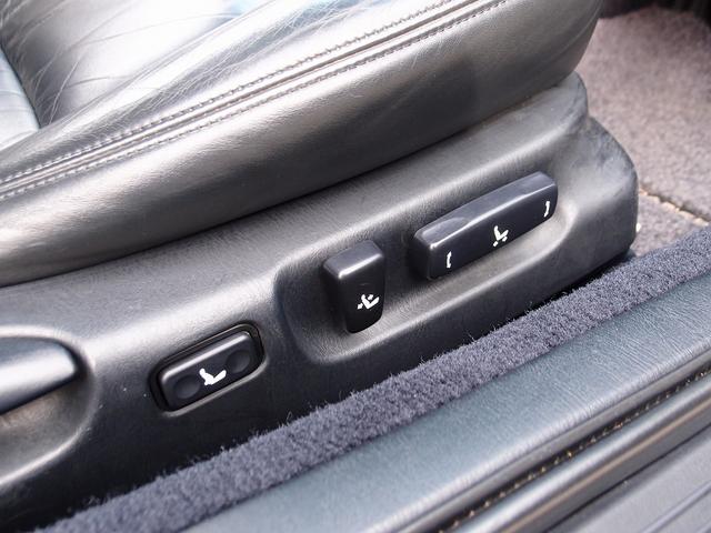 ソアラ 3.0GT 過去分解整備記録簿18枚 純正ナビ サンルーフ 黒革シート ETC 純正15AWタイヤ7分山 パワーシート フルノーマル車両 全車検時整備記録簿付 スモーク 純正ドアバイザー クルーズ 取説 整備手帳(70枚目)