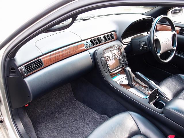 ソアラ 3.0GT 過去分解整備記録簿18枚 純正ナビ サンルーフ 黒革シート ETC 純正15AWタイヤ7分山 パワーシート フルノーマル車両 全車検時整備記録簿付 スモーク 純正ドアバイザー クルーズ 取説 整備手帳(77枚目)