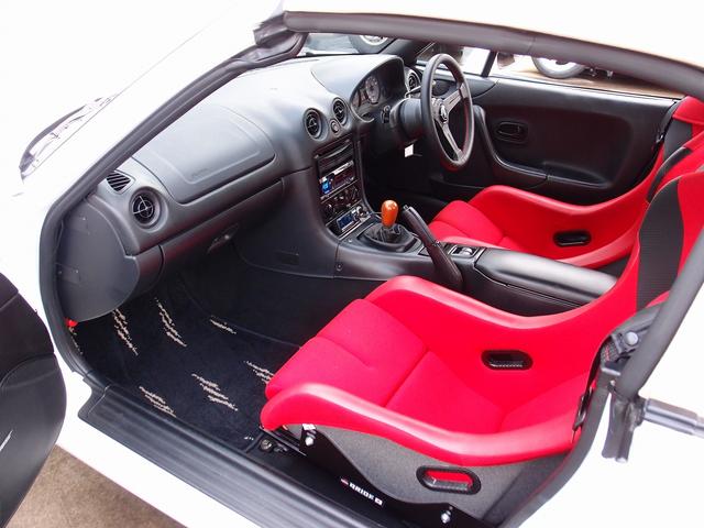 ロードスター Ｓ　スノーフレークホワイトパールマイカ全塗装　ＴＥＩＮ車高調　ＲＡＹＳ製ＴＥ３７ＳＯＮＩＣ１５ＡＷ　幌張替　ヘッドライト新品　ＢＲＩＤＥシート二脚マキシムエキマニ　ＮＤ用ブレンボ　ＴＥＩＮＥＤＦＣ　ＥＴＣ（69枚目）