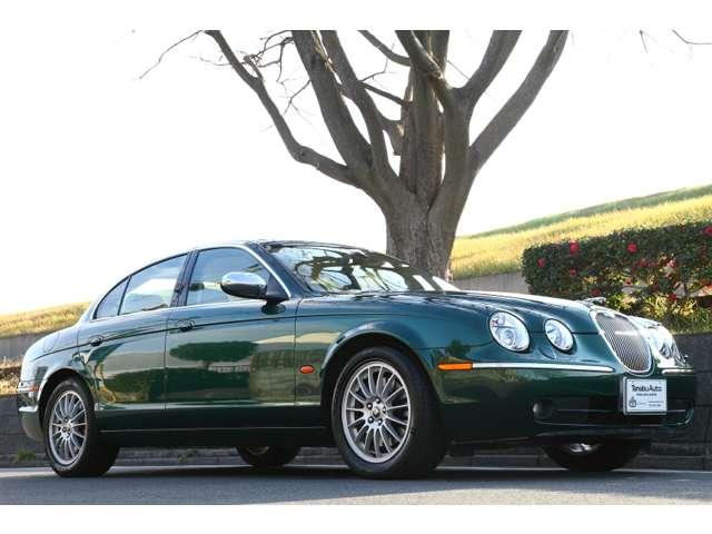 Ｓタイプ ３．０ソブリン　クルーズコントロール　障害物センサー　盗難防止装置　ＤＶＤナビ　ＥＴＣ　本革シート　シートヒーター　パワーシート　フロントフォグランプ　キーレス（6枚目）