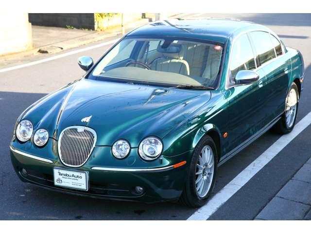 Ｓタイプ ３．０ソブリン　クルーズコントロール　障害物センサー　盗難防止装置　ＤＶＤナビ　ＥＴＣ　本革シート　シートヒーター　パワーシート　フロントフォグランプ　キーレス（11枚目）