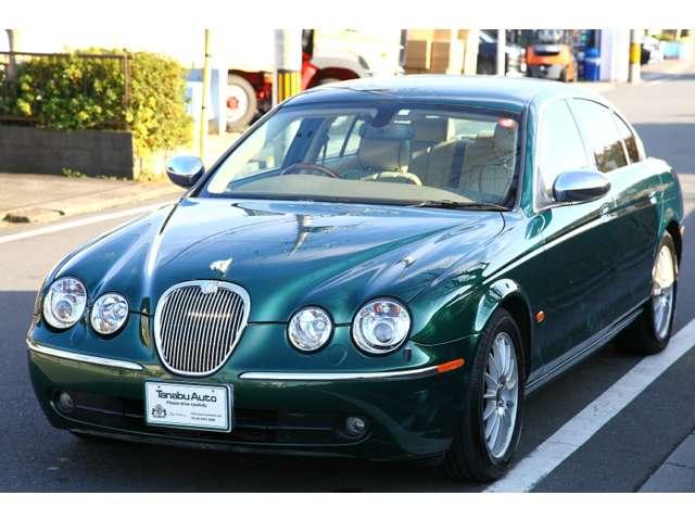 Ｓタイプ ３．０ソブリン　クルーズコントロール　障害物センサー　盗難防止装置　ＤＶＤナビ　ＥＴＣ　本革シート　シートヒーター　パワーシート　フロントフォグランプ　キーレス（12枚目）