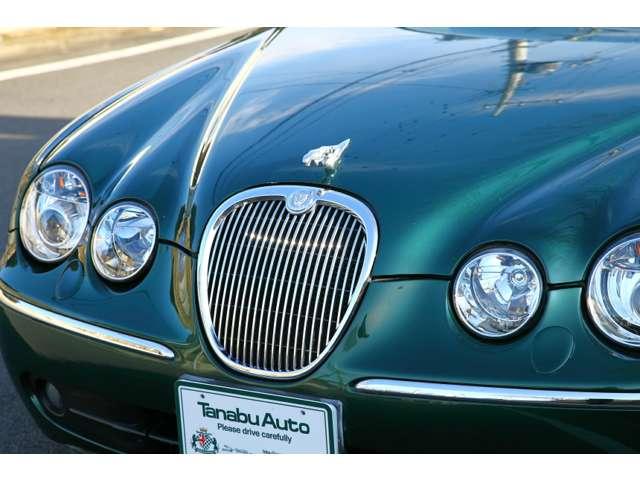 Ｓタイプ ３．０ソブリン　クルーズコントロール　障害物センサー　盗難防止装置　ＤＶＤナビ　ＥＴＣ　本革シート　シートヒーター　パワーシート　フロントフォグランプ　キーレス（20枚目）