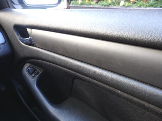 3シリーズ 320i ワンオーナー E46型 2.2リットル直列6気筒DOHC24バルブエンジン ABS ASC+T 純正16AW POTENZA ETC 保証書 取説 全ディーラー整備記録 フルノーマル 屋内保管禁煙車(52枚目)