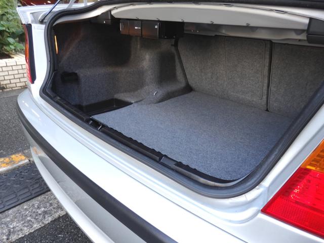3シリーズ 320i ワンオーナー E46型 2.2リットル直列6気筒DOHC24バルブエンジン ABS ASC+T 純正16AW POTENZA ETC 保証書 取説 全ディーラー整備記録 フルノーマル 屋内保管禁煙車(75枚目)