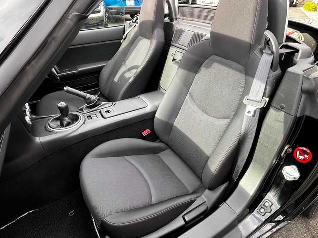 ロードスター ＲＳ　ＲＨＴ　禁煙／６速ＭＴ／電動ハードトップ／ビルシュタインダンパー／フロントタワーバー／純正ナビ／Ｂｌｕｅｔｏｏｔｈ／オートエアコン／トルクセンシング付ＬＳＤ／ＨＩＤヘッドライト／ＥＴＣ／スマートキー（18枚目）