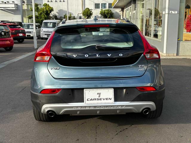 VOLVO V40 CROSS COUNTRY T5 AWD