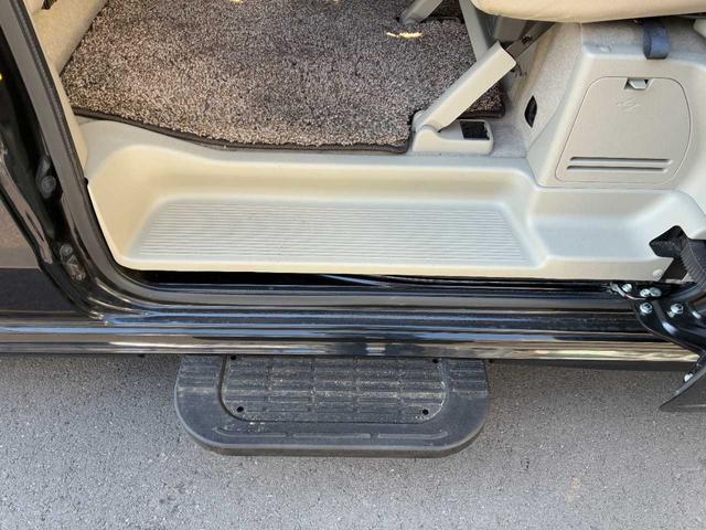 エブリイワゴン ＰＺターボスペシャル　ユーザー買取／両側電動スライド／衝突軽減ブレーキ／バックカメラ／Ｂｌｕｅｔｏｏｔｈ／オートステップ／ドラレコ／社外ナビ／ＥＴＣ／ＨＩＤライト／取扱説明書／メンテナンスノート／スマートキー（19枚目）