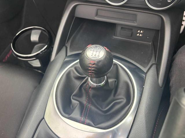 ロードスター Ｓスペシャルパッケージ　１オーナー／禁煙／ユーザー買取／６速ＭＴ／純正ナビ／フルセグＴＶ／バックカメラ／横滑り防止／純正１６インチアルミ／ＬＥＤ／スマートキー／プッシュスタート／Ｂｌｕｅｔｏｏｔｈ（12枚目）