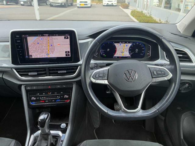 Ｔ－ロック ＴＤＩ　スタイル　ユーザー買取／ディスカバープロＰＫＧ／バックカメラ／ＡｐｐｌｅＣａｒＰｌａｙ／衝突軽減／レーンキープ／Ｂｌｕｅｔｏｏｔｈ／自動駐車支援／タイプＣ／置くだけ充電／パワーバックドア／取扱説明書／記録簿（4枚目）