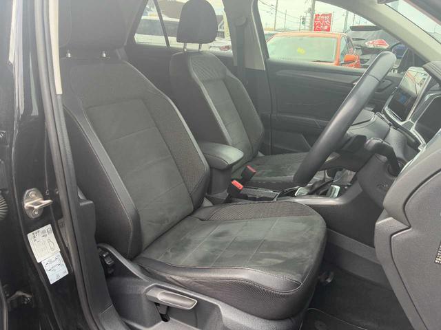 Ｔ－ロック ＴＤＩ　スタイル　ユーザー買取／ディスカバープロＰＫＧ／バックカメラ／ＡｐｐｌｅＣａｒＰｌａｙ／衝突軽減／レーンキープ／Ｂｌｕｅｔｏｏｔｈ／自動駐車支援／タイプＣ／置くだけ充電／パワーバックドア／取扱説明書／記録簿（17枚目）
