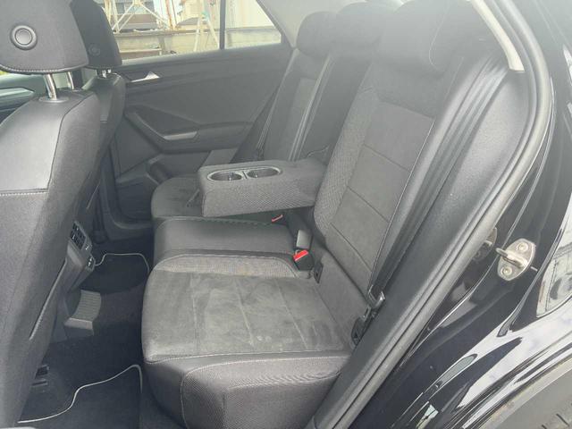 Ｔ－ロック ＴＤＩ　スタイル　ユーザー買取／ディスカバープロＰＫＧ／バックカメラ／ＡｐｐｌｅＣａｒＰｌａｙ／衝突軽減／レーンキープ／Ｂｌｕｅｔｏｏｔｈ／自動駐車支援／タイプＣ／置くだけ充電／パワーバックドア／取扱説明書／記録簿（24枚目）