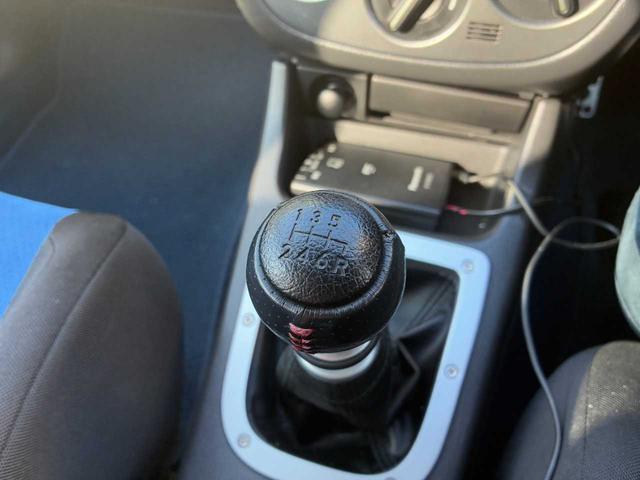 インプレッサ ＷＲＸ　ＳＴｉ　ユーザー買取／フルノーマル／涙目Ｃ型／純正大型リアスポイラー／純正１７インチＡＷ／ディーラー記録簿Ｈ１５．１６．１７．１８．１９．２０．２４．２６．２７．２８．３０．Ｒ２．４．６．７年付／取扱説明書／（9枚目）