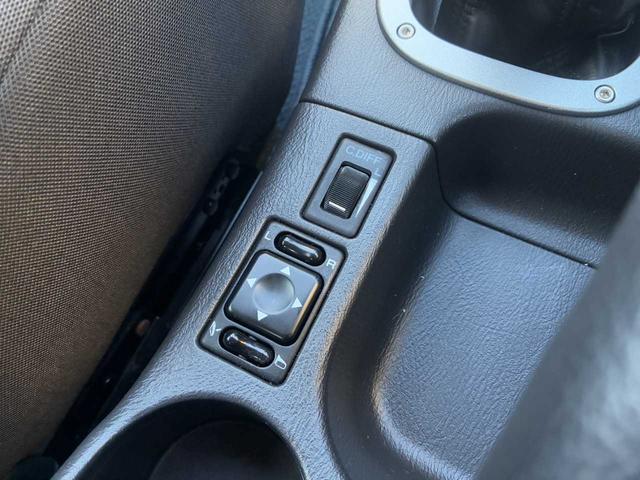 インプレッサ ＷＲＸ　ＳＴｉ　ユーザー買取／フルノーマル／涙目Ｃ型／純正大型リアスポイラー／純正１７インチＡＷ／ディーラー記録簿Ｈ１５．１６．１７．１８．１９．２０．２４．２６．２７．２８．３０．Ｒ２．４．６．７年付／取扱説明書／（10枚目）