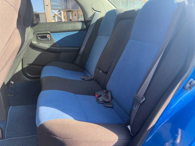 インプレッサ ＷＲＸ　ＳＴｉ　ユーザー買取／フルノーマル／涙目Ｃ型／純正大型リアスポイラー／純正１７インチＡＷ／ディーラー記録簿Ｈ１５．１６．１７．１８．１９．２０．２４．２６．２７．２８．３０．Ｒ２．４．６．７年付／取扱説明書／（21枚目）